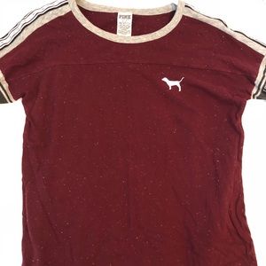 VS pink half sleeve maroon shirt